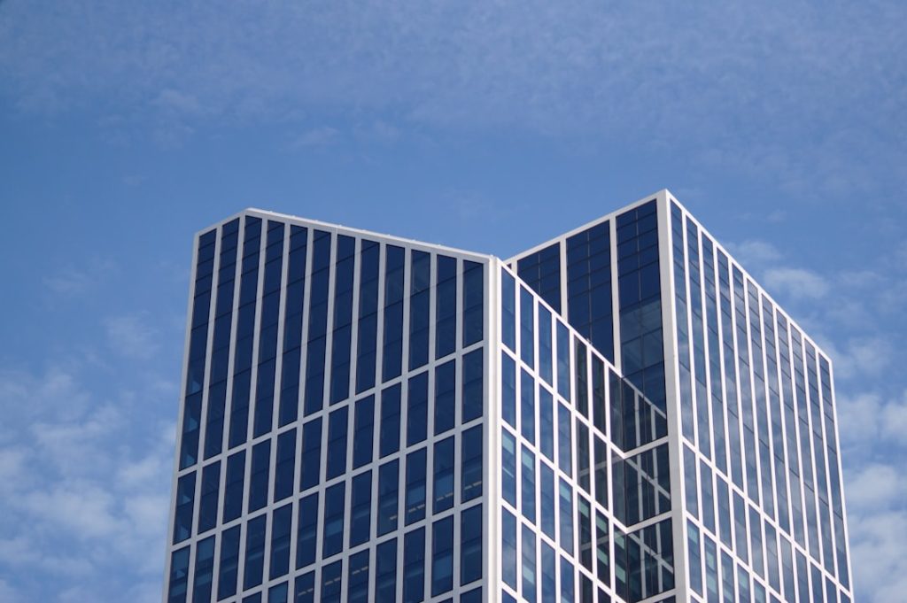 commercial leasing space