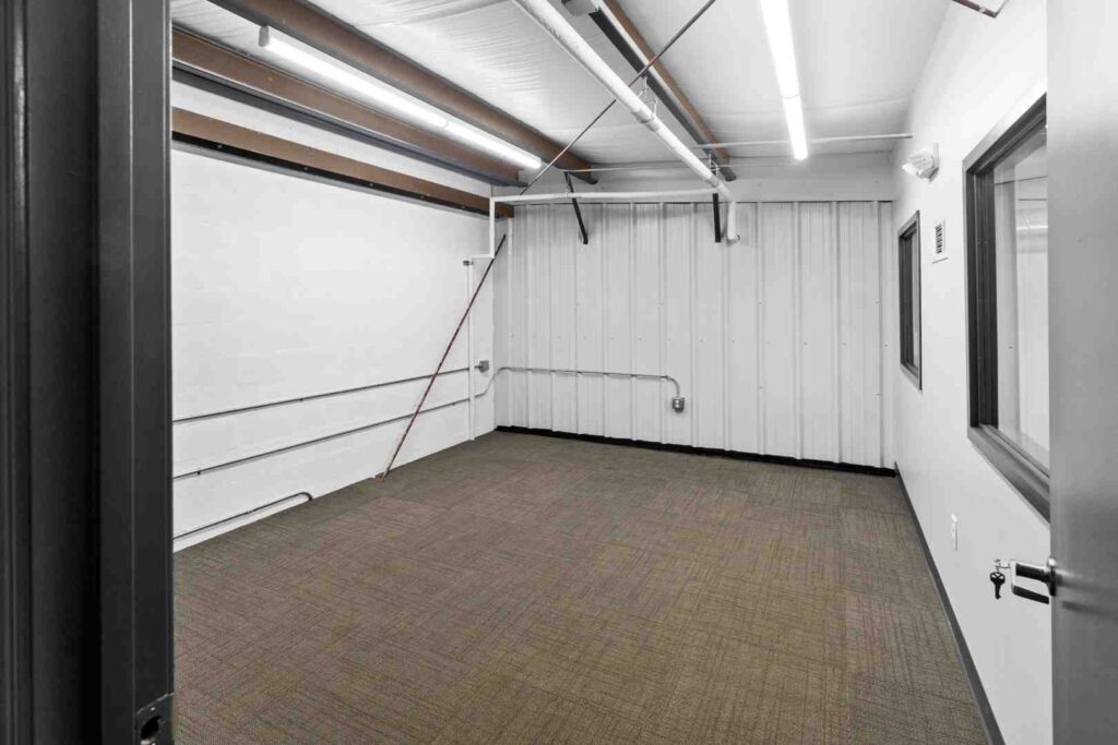 lease a studio space